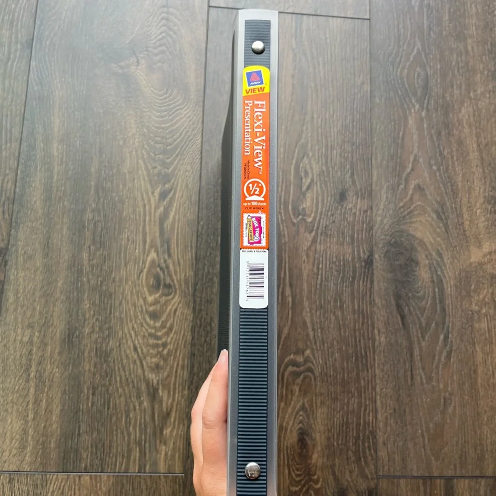 5 Avery Flexi-View Presentation Binders